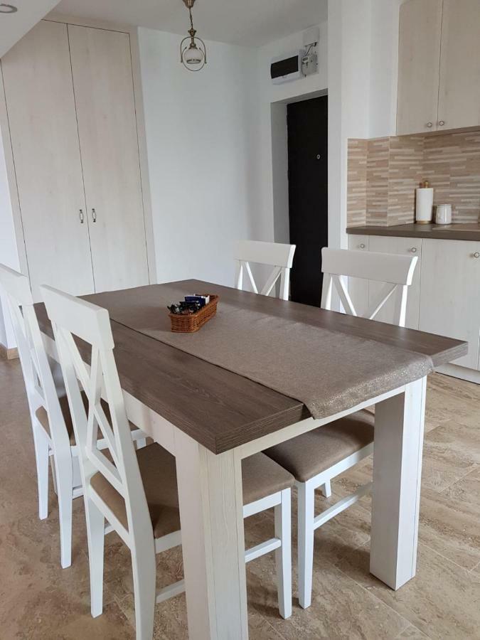 Apartament 2 Camere Ultracentral รึมนิคูวัลเจีย ภายนอก รูปภาพ