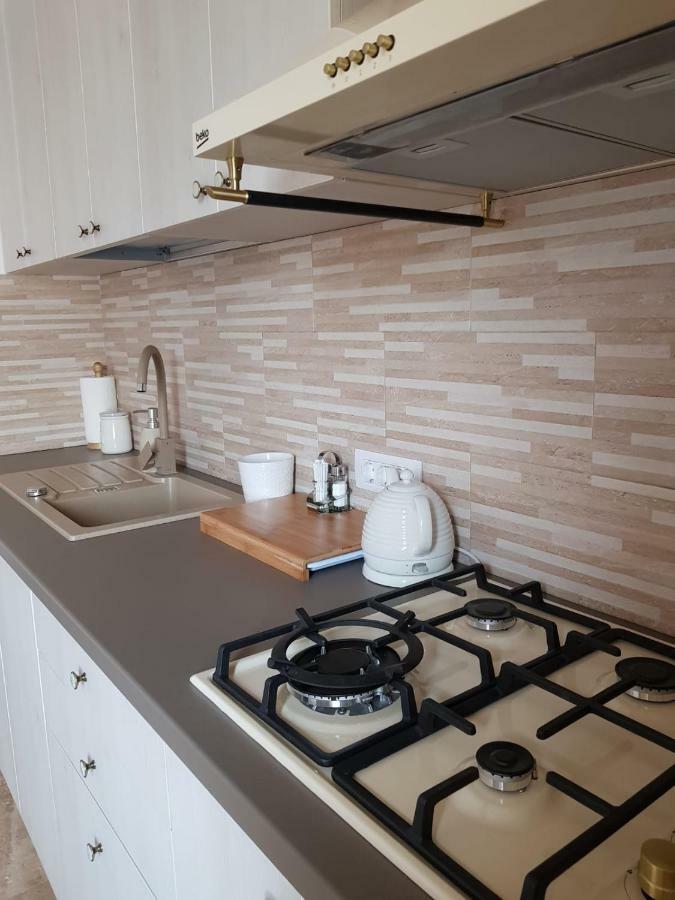 Apartament 2 Camere Ultracentral รึมนิคูวัลเจีย ภายนอก รูปภาพ