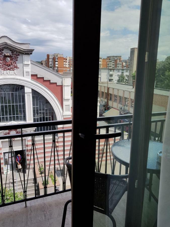Apartament 2 Camere Ultracentral รึมนิคูวัลเจีย ภายนอก รูปภาพ