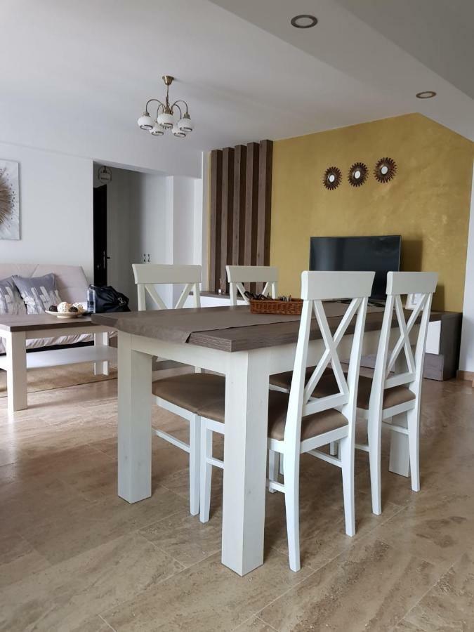 Apartament 2 Camere Ultracentral รึมนิคูวัลเจีย ภายนอก รูปภาพ